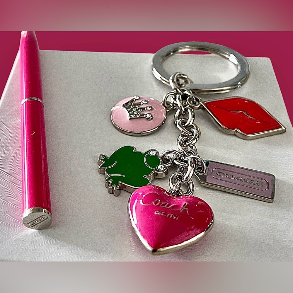 Coach 2 Pc Keychain/Bag Charm & Ink Pen New - Picture 4 of 10